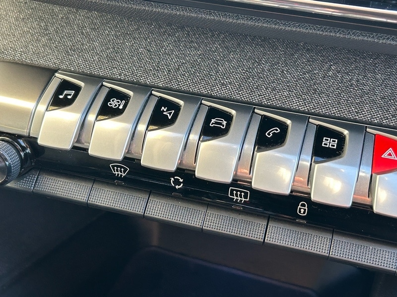 Used Peugeot 3008 for sale - 76792966: Photo 22