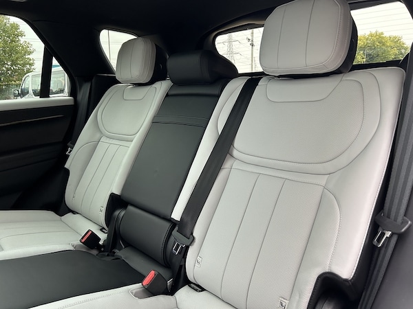 Used Land Rover Range Rover Sport 2025 for sale - 76243586: Photo 14