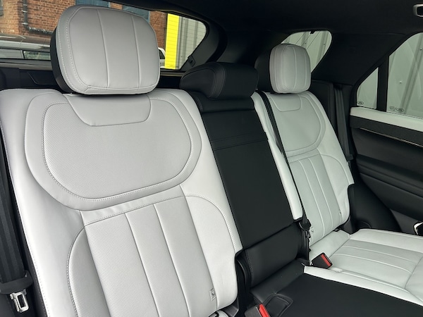Used Land Rover Range Rover Sport 2025 for sale - 76243586: Photo 17