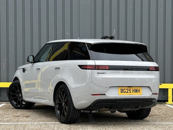 Used Land Rover Range Rover Sport 2025 for sale - 76243586: Photo 5