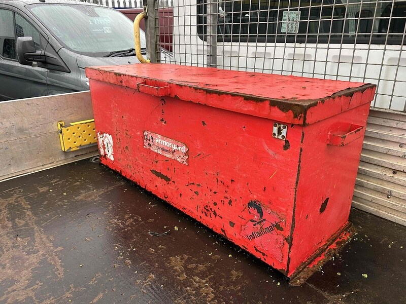 Vehicle 29