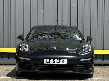 Used Porsche Panamera 2015 for sale - 75693611: Photo