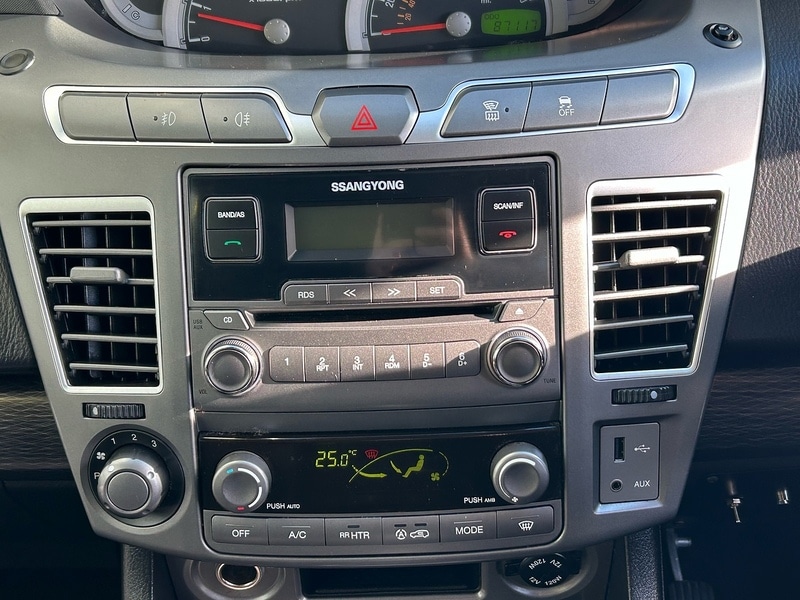 Used Ssangyong Turismo 2018 for sale - 77437767: Photo 56