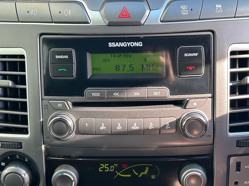 Used Ssangyong Turismo 2018 for sale - 77437767: Photo 61