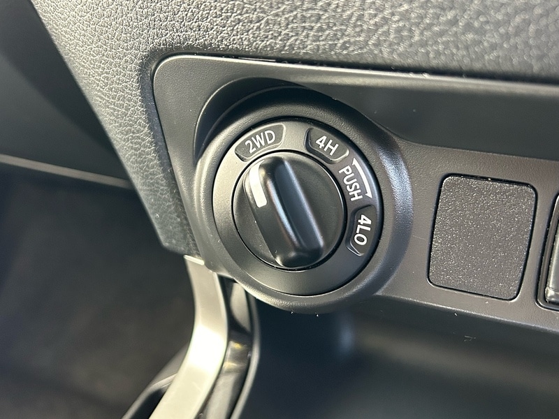 Used Nissan Navara 2019 for sale - 77461207: Photo 48