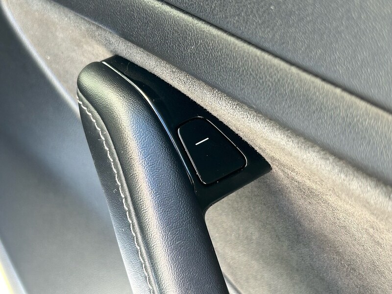 Used Tesla Model 3 2020 for sale - 77937409: Photo 59