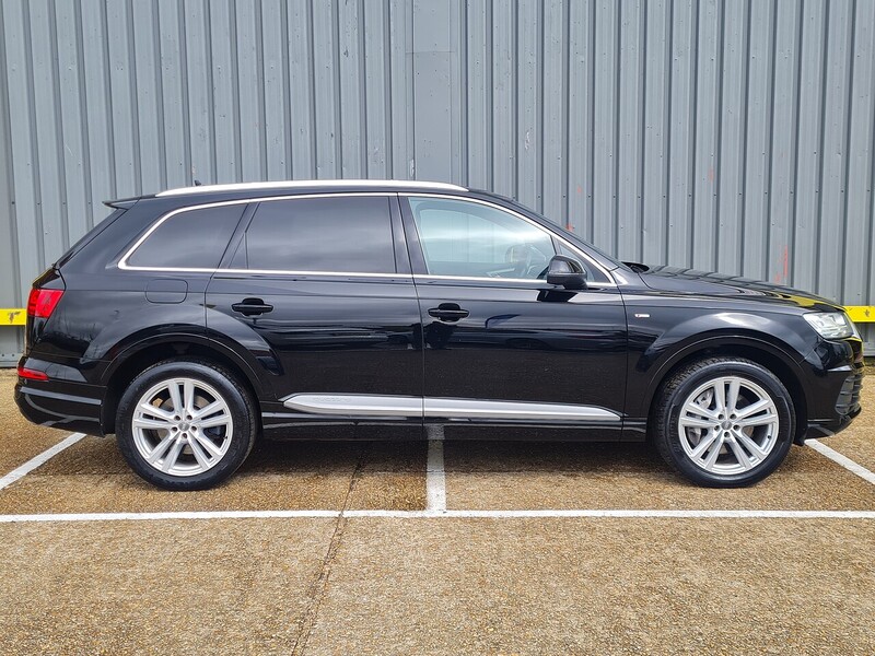 Used Audi Q7 2017 for sale - 78107332: Photo 5