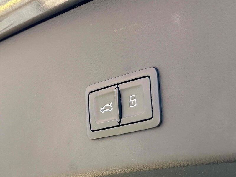 Used Audi RS6 Avant 2017 for sale - 76027075: Photo 59