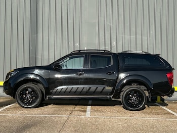 Used Nissan Navara 2019 for sale - 77162031: Photo