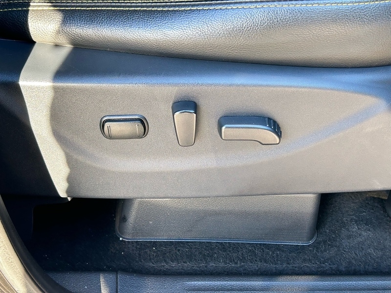 Used Nissan Navara 2019 for sale - 77162031: Photo 57