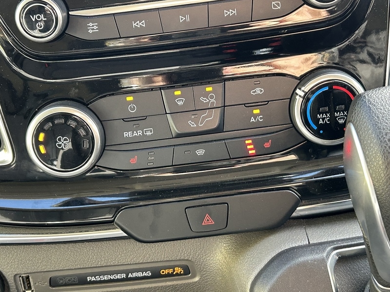 Used Ford Tourneo Custom 2022 for sale - 76392298: Photo 11