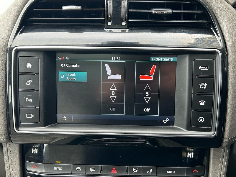 Used Jaguar F-Pace 2017 for sale - 76612648: Photo 28