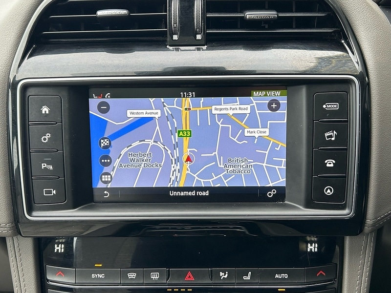 Used Jaguar F-Pace 2017 for sale - 76612648: Photo 30