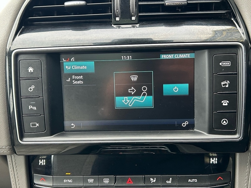 Used Jaguar F-Pace 2017 for sale - 76612648: Photo 31