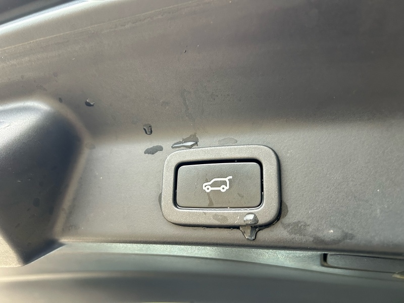 Used Jaguar F-Pace 2017 for sale - 76612648: Photo 40