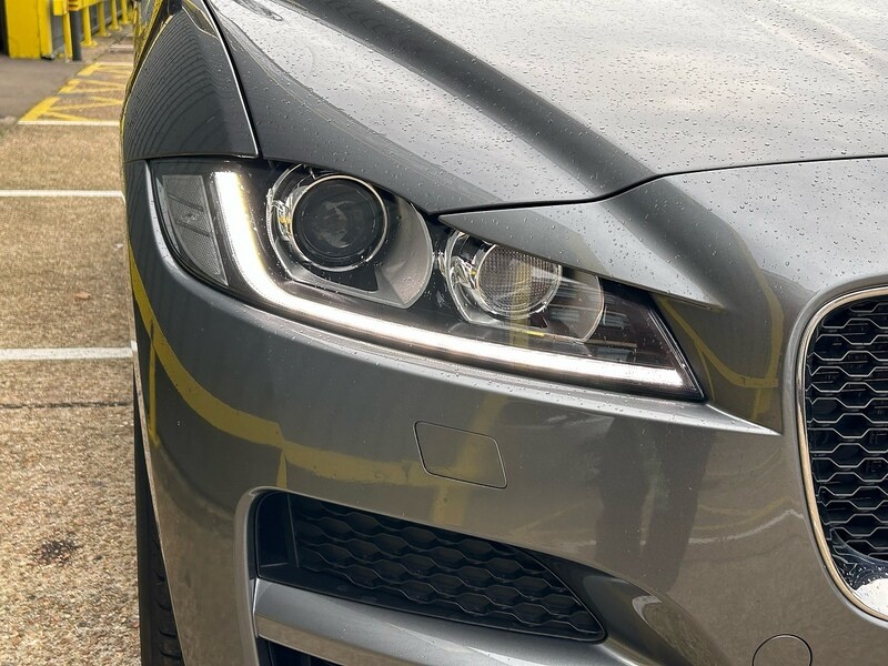 Used Jaguar F-Pace 2017 for sale - 76612648: Photo 41