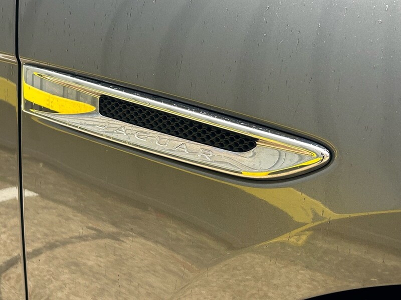 Used Jaguar F-Pace 2017 for sale - 76612648: Photo 43