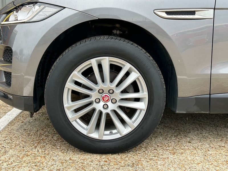 Used Jaguar F-Pace 2017 for sale - 76612648: Photo 45