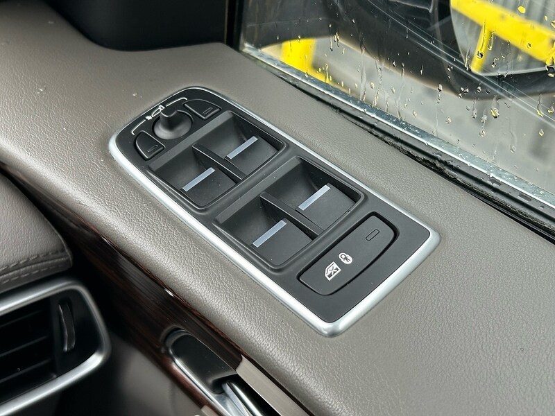 Used Jaguar F-Pace 2017 for sale - 76612648: Photo 57