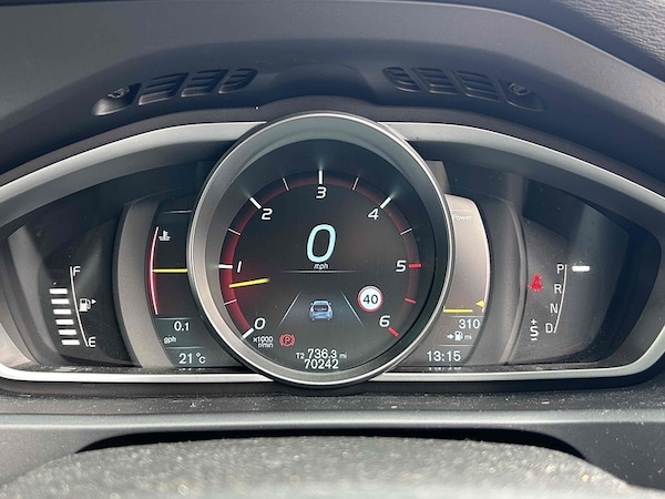 Used Volvo V40 2014 for sale - 76210916: Photo 26