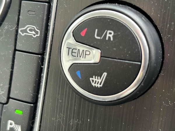 Used Volvo V40 2014 for sale - 76210916: Photo 33