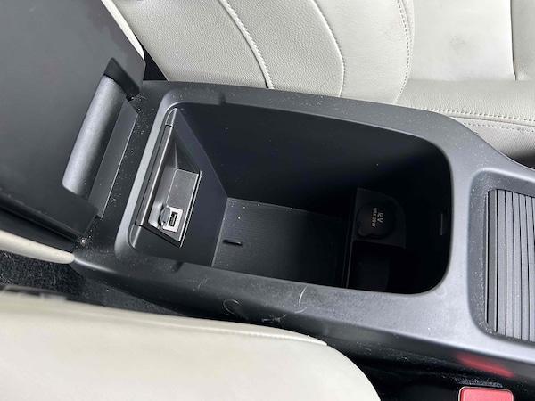 Used Volvo V40 2014 for sale - 76210916: Photo 45