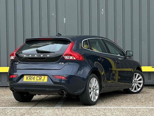 Used Volvo V40 2014 for sale - 76210916: Photo 7