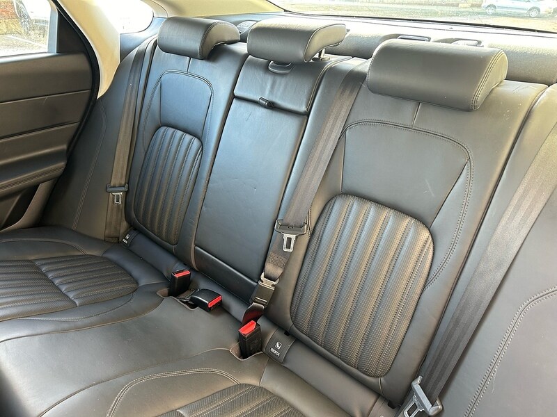 Used Jaguar XF 2017 for sale - 76437083: Photo 16