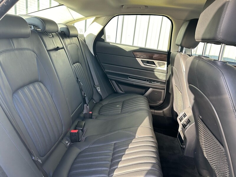 Used Jaguar XF 2017 for sale - 76437083: Photo 20