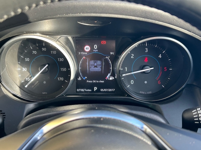 Used Jaguar XF 2017 for sale - 76437083: Photo 27