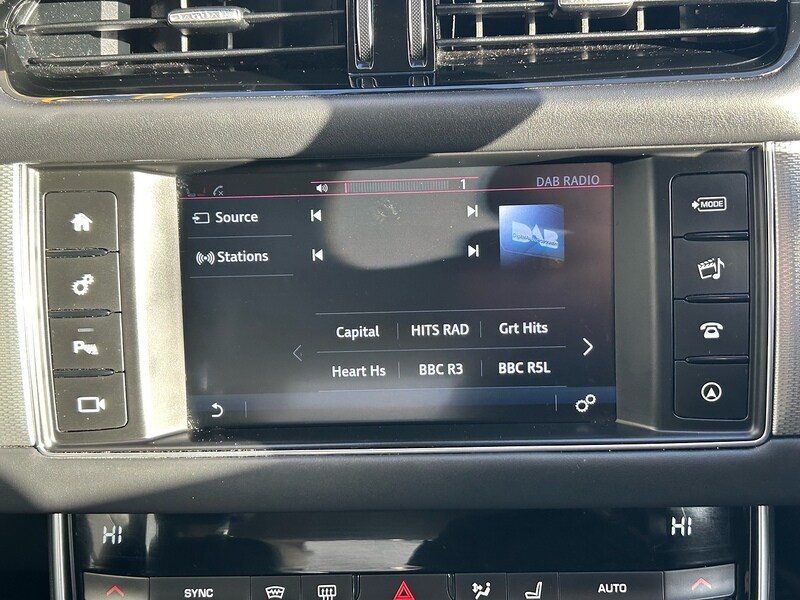 Used Jaguar XF 2017 for sale - 76437083: Photo 31