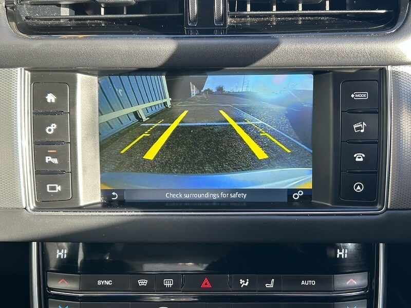 Used Jaguar XF 2017 for sale - 76437083: Photo 33