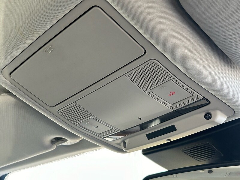 Used Jaguar XF 2017 for sale - 76437083: Photo 38