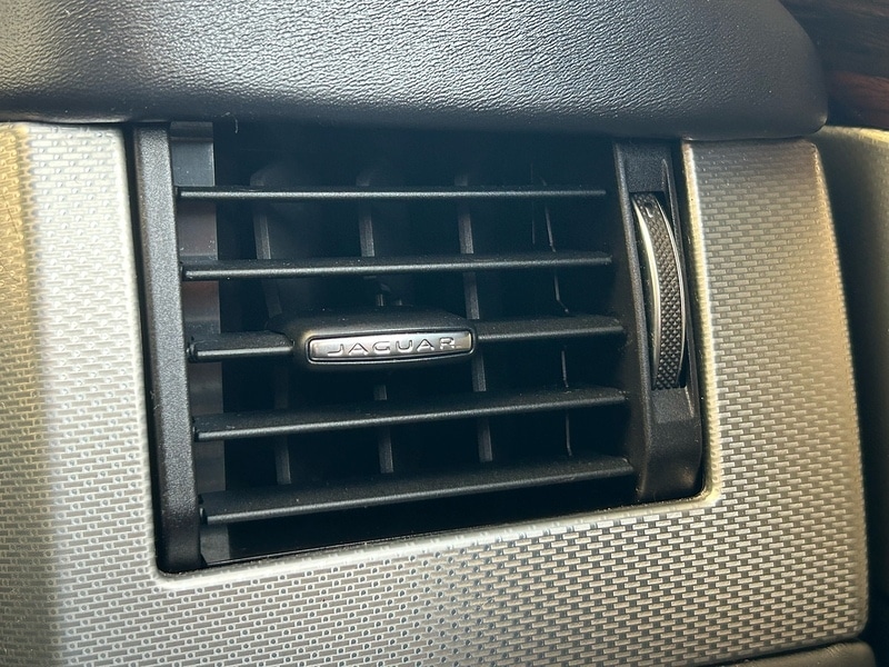 Used Jaguar XF 2017 for sale - 76437083: Photo 40