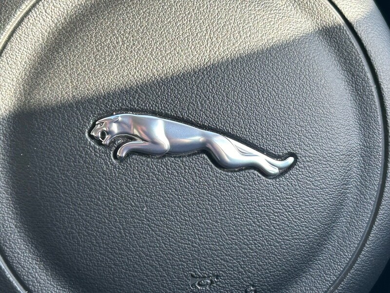 Used Jaguar XF 2017 for sale - 76437083: Photo 41