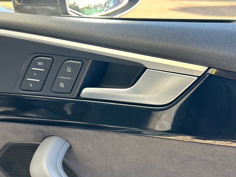 Used Audi A5 Cabriolet 2017 for sale - 76547347: Photo 52