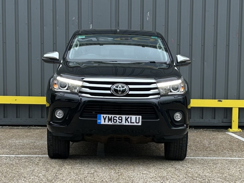 Used Toyota Hilux 2020 for sale - 76224109: Photo 2
