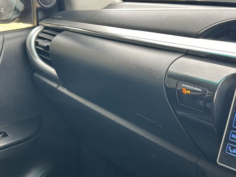 Used Toyota Hilux 2020 for sale - 76224109: Photo 49