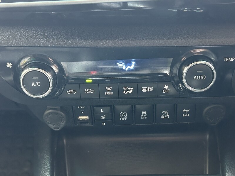 Used Toyota Hilux 2020 for sale - 76224109: Photo 51