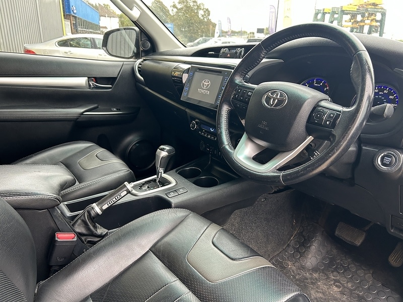 Used Toyota Hilux 2020 for sale - 76224109: Photo 9