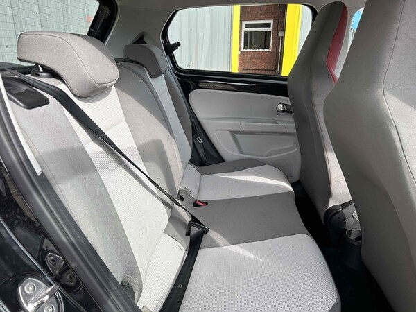 Used Volkswagen up! 2013 for sale - 76106362: Photo 14