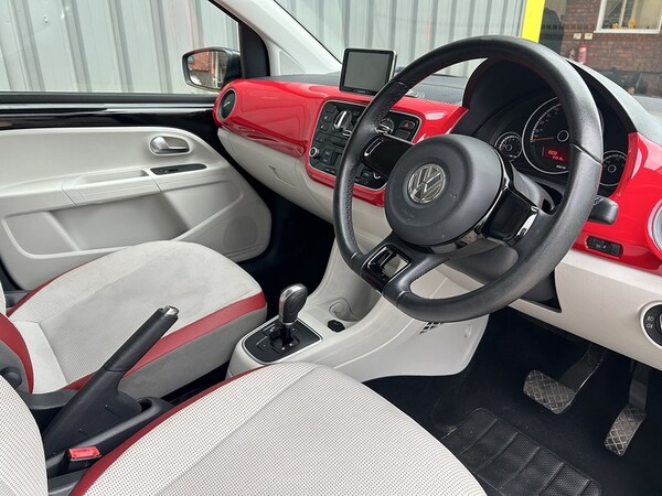 Used Volkswagen up! 2013 for sale - 76106362: Photo 9