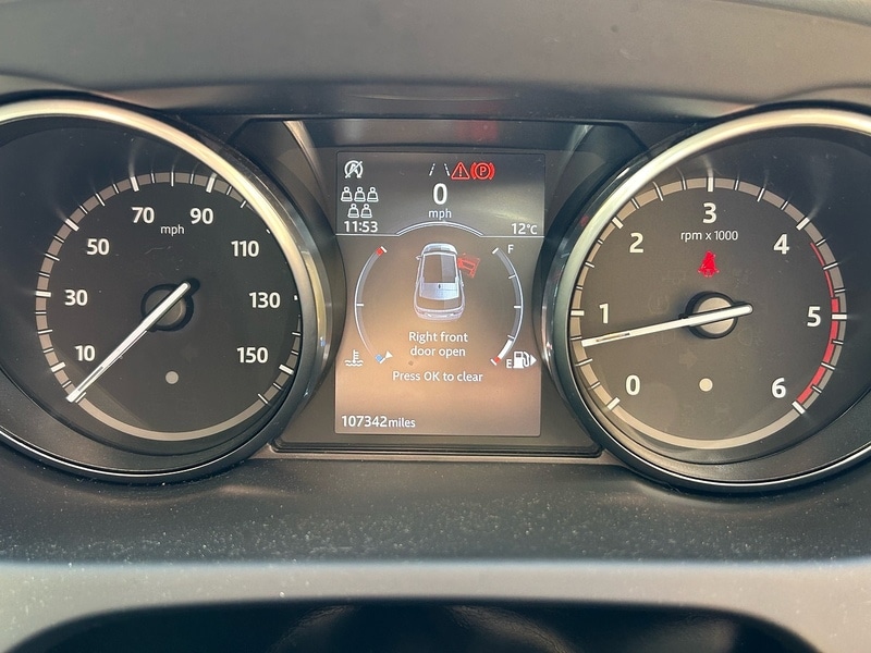 Used Land Rover Discovery Sport 2017 for sale - 77055090: Photo 10