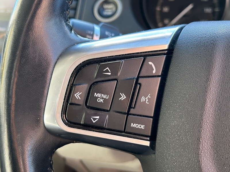 Used Land Rover Discovery Sport 2017 for sale - 77055090: Photo 5