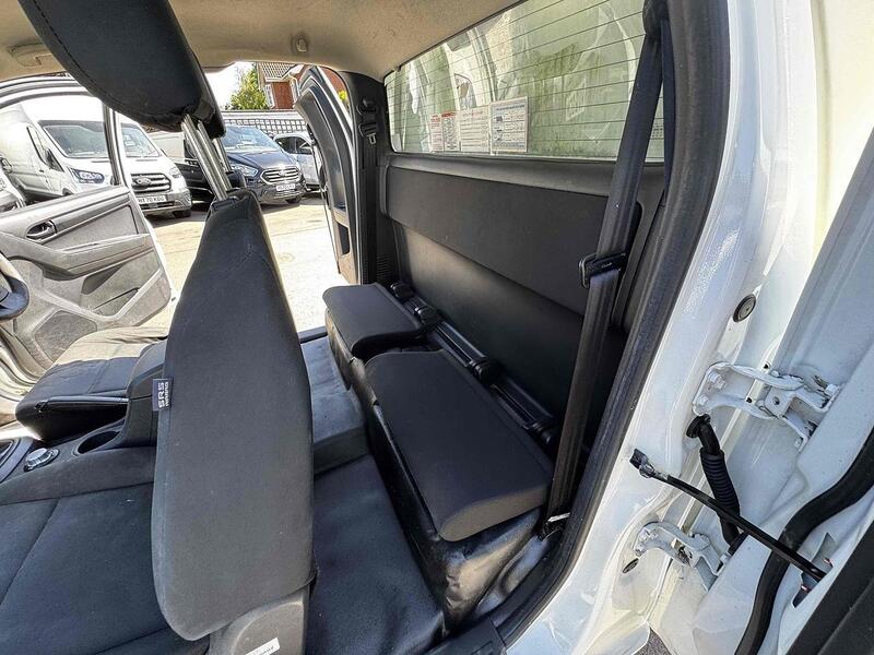 Used Isuzu D-Max 2018 for sale - 76694354: Photo 25