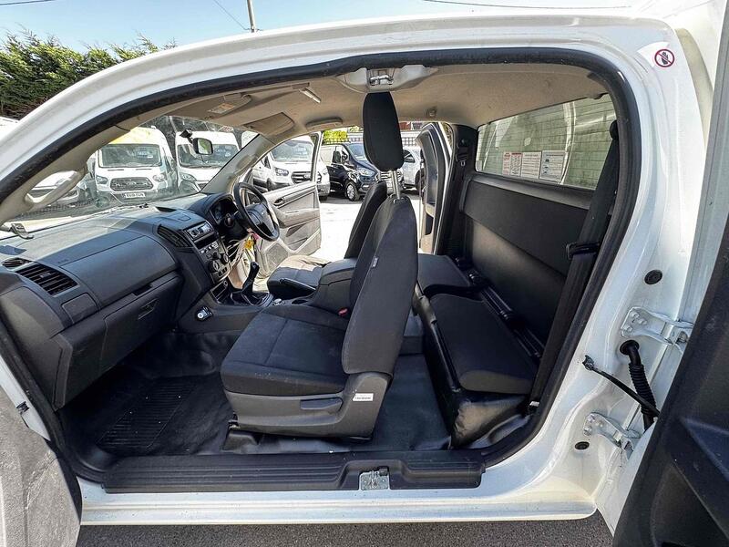 Used Isuzu D-Max 2018 for sale - 76694354: Photo 30