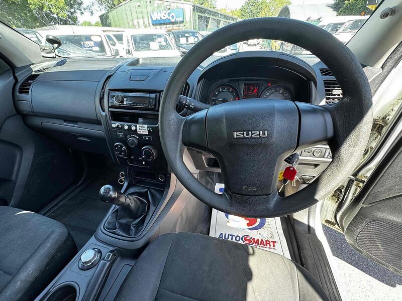 Used Isuzu D-Max 2018 for sale - 76694354: Photo 42