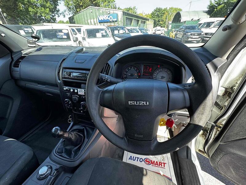 Used Isuzu D-Max 2018 for sale - 76694354: Photo 45