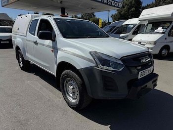 Used Isuzu D-Max 2018 for sale - 76694354: Photo