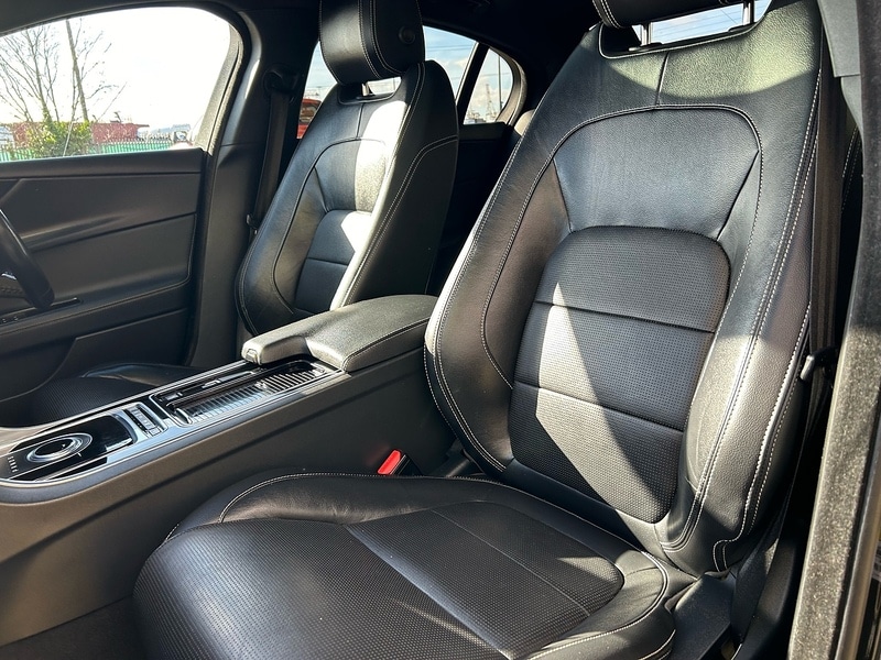 Used Jaguar XE 2017 for sale - 77555865: Photo 12